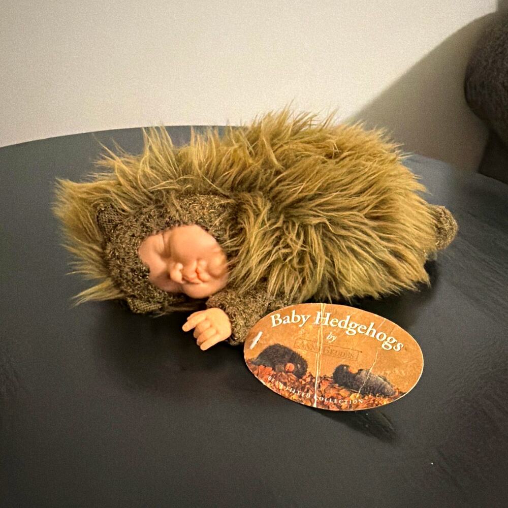 VINTAGE 1999 Anne Geddes Baby Doll Hedgehog Plush Stuffed Animal Brown/Tan